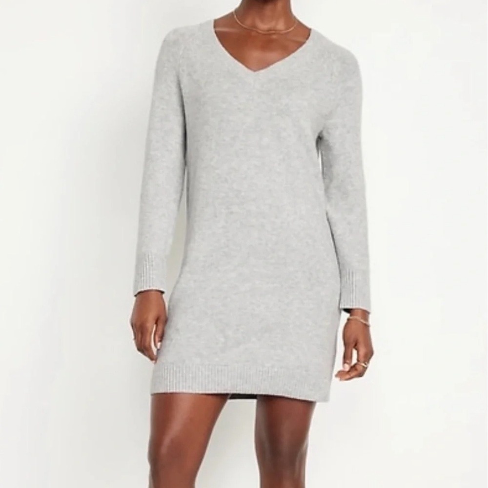 NWT Old Navy Sweater Dress Women S Gray V-Neck SoSoft Mini Cozy Preppy Minimal
